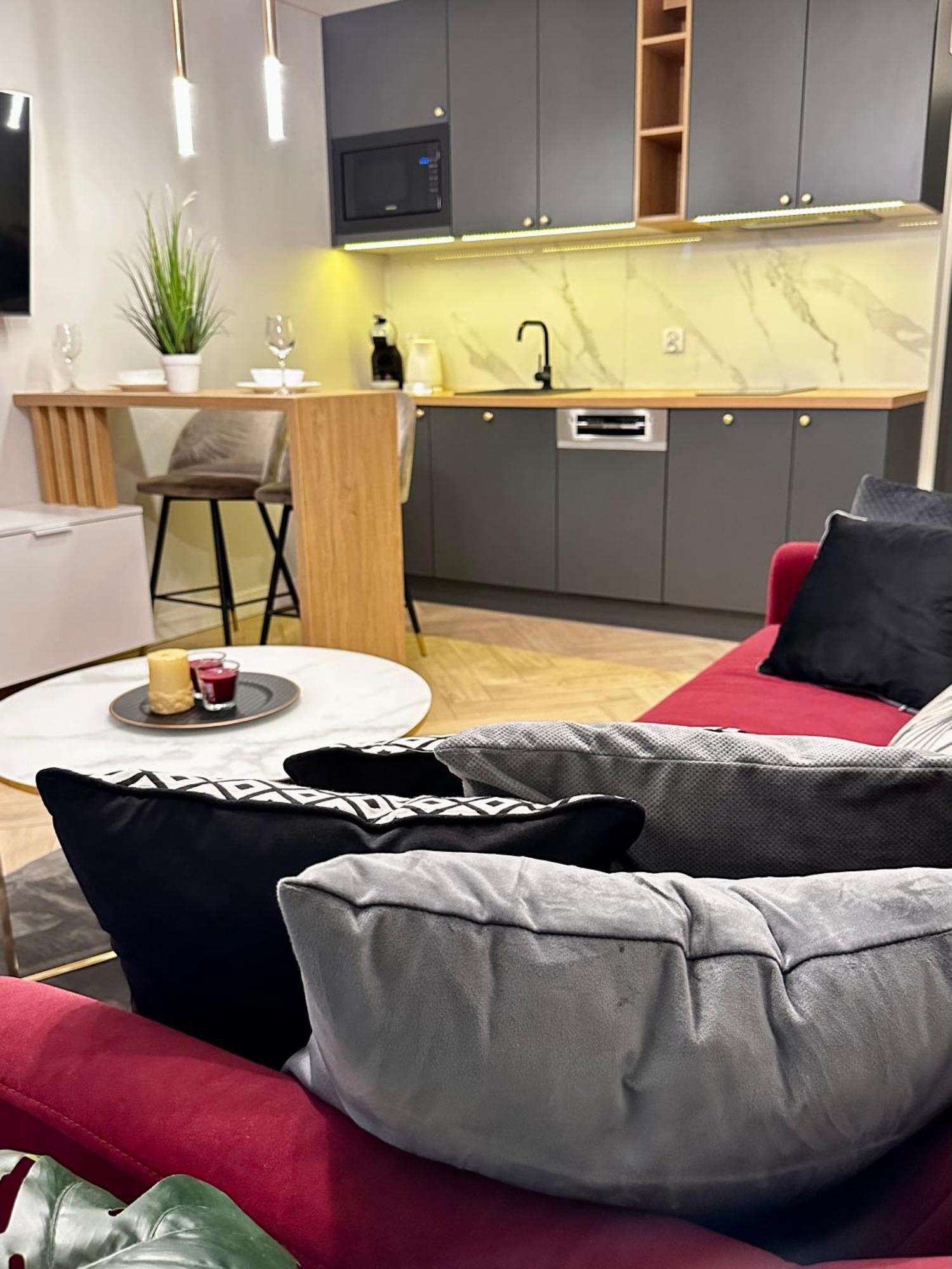 Apartamenty Kielce- Apartament Rubin Przy Zalew Kielecki, Faktura, Parking, Centrum מראה חיצוני תמונה
